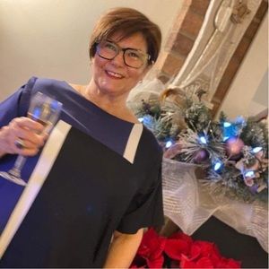 Meet your Posher, Virginia